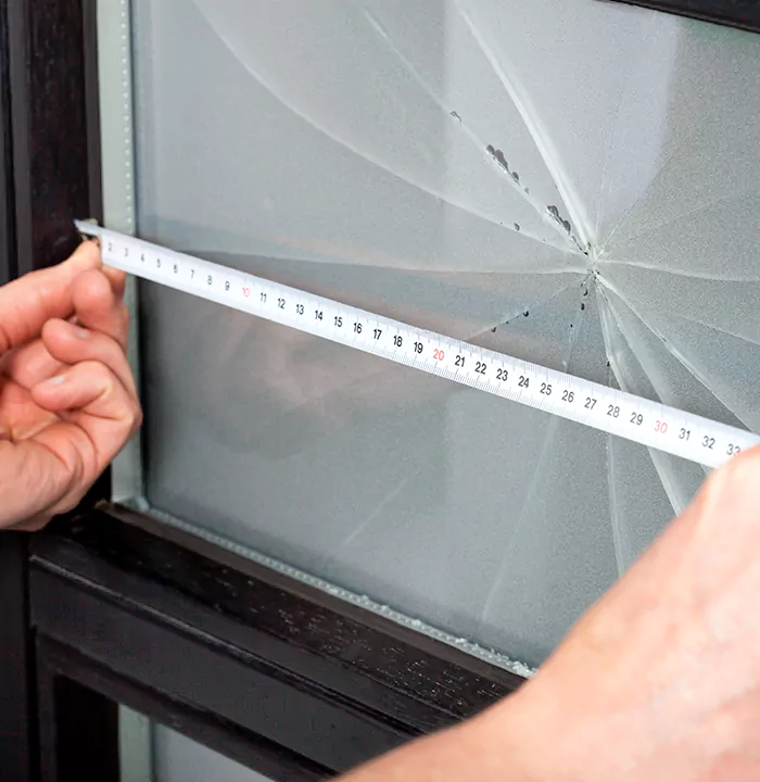Storefront Glass Repair in North york, ON