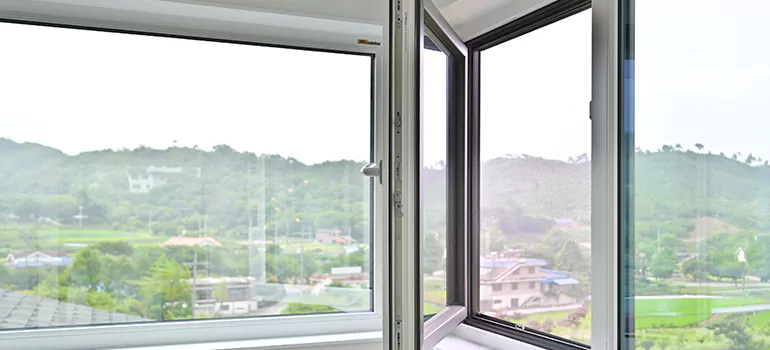Large Triple Pane Windows in North York, ON