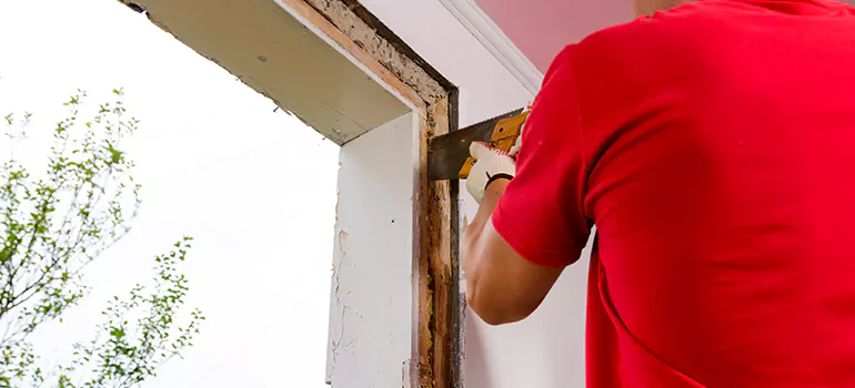 Residential Accordion Door Repair in Don Mills, Ontario