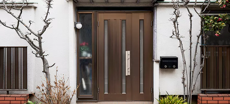 Auto Door Panel Repair in Yorkdale, Ontario