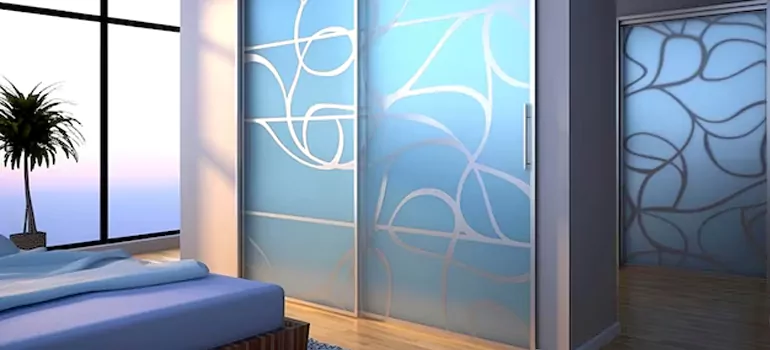 Frosting Glass Cabinet Doors in Windfields, ON