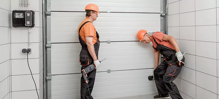 Garage Door Repair Company in Newtonbrook, ON